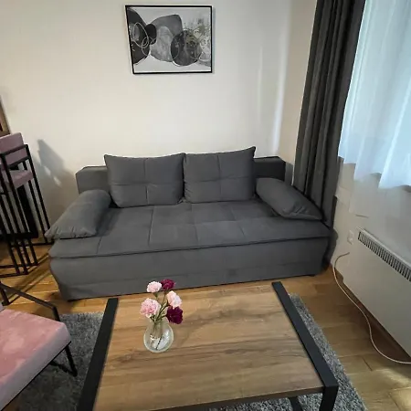 Istra_28 Titova ズラティボール